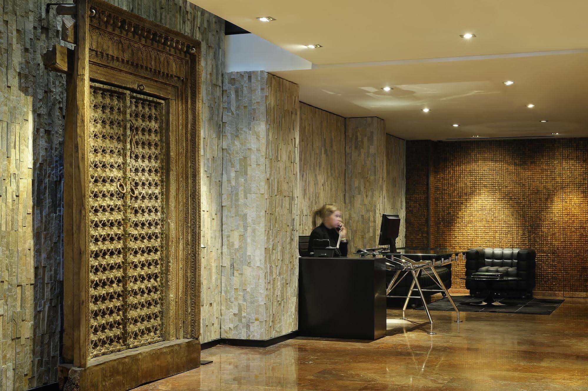Suites Avenue Barcelona Exterior foto